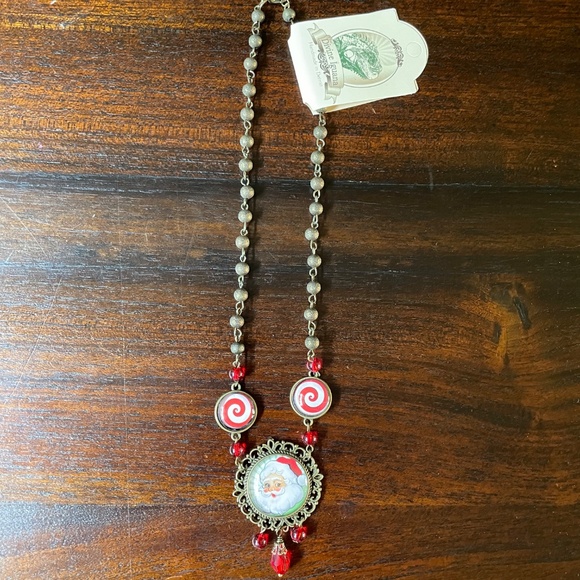 Divine Iguana Santa Claus Necklace - Picture 8 of 8